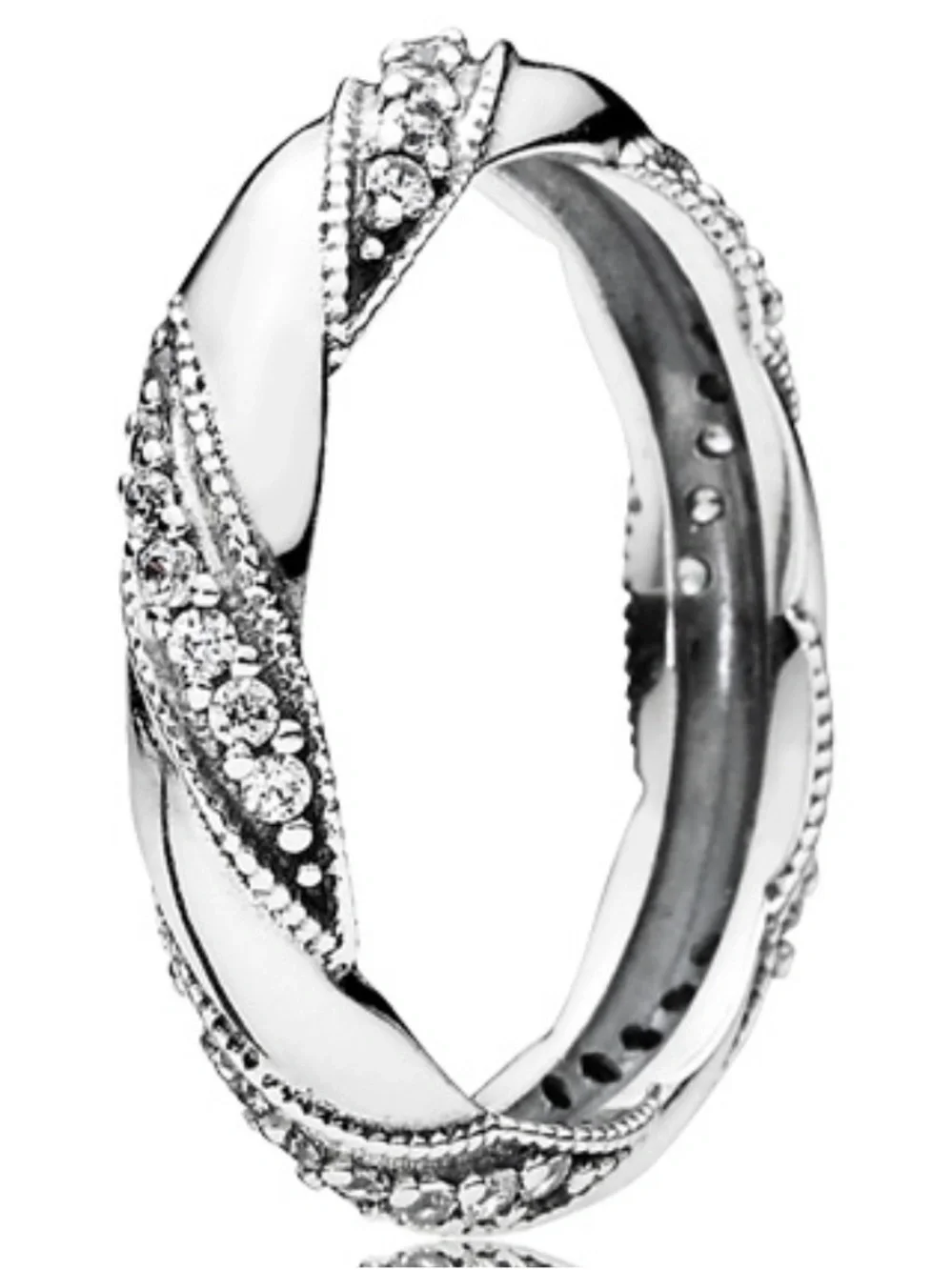 Pandora Twisted Band Ring in Silver